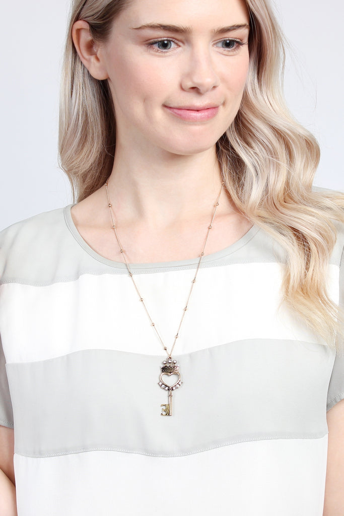 HEART CROWN KEY PENDANT NECKLACE