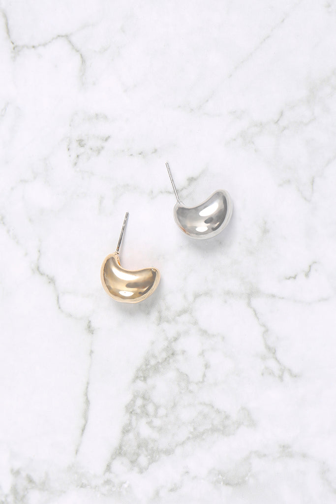PUFFY BEAN STUD EARRINGS