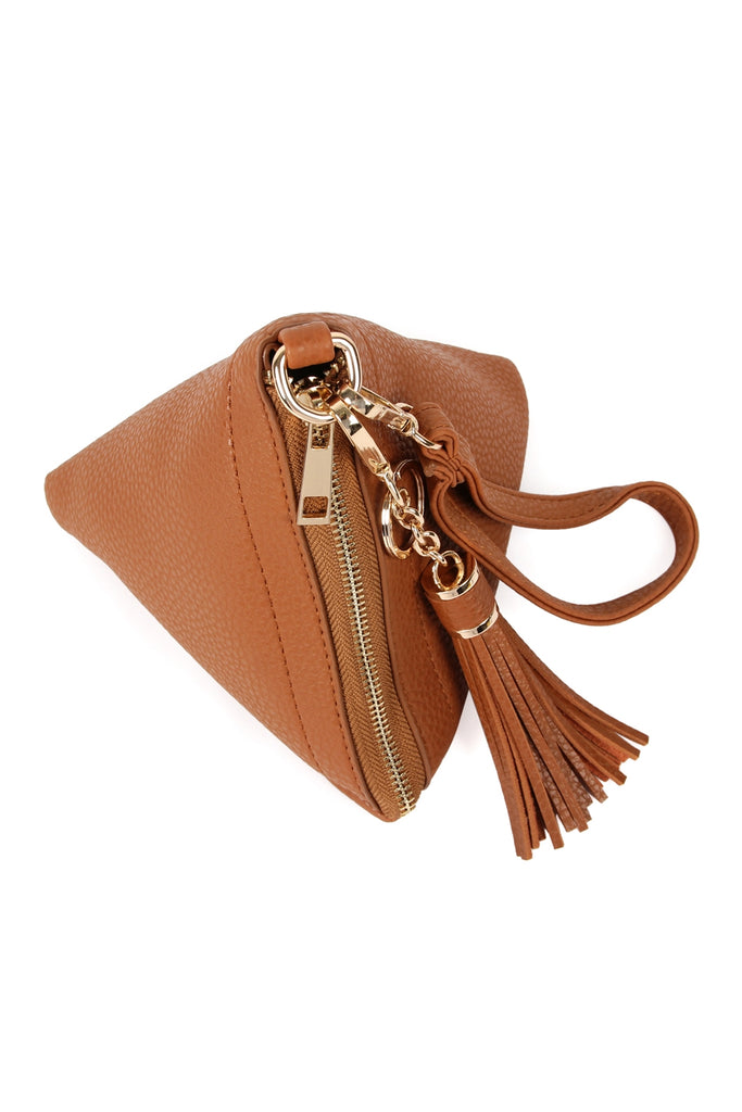 PYRAMID SHAPE TASSEL WRISTLET LEATHER BAG