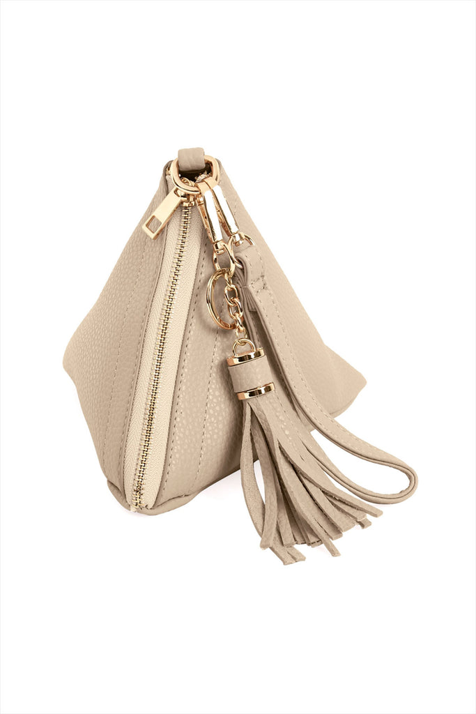PYRAMID SHAPE TASSEL WRISTLET LEATHER BAG