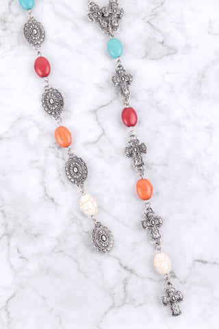 LAYERED CHAIN, NATURAL STONE CHIP MIX BEADS CRESCENT PENDANT NECKLACE