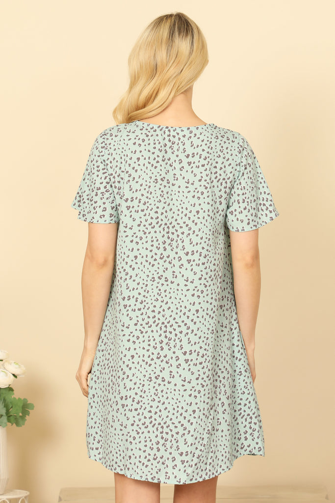 V-NECK SHORT SLEEVE ANIMAL PRINT MINI DRESS