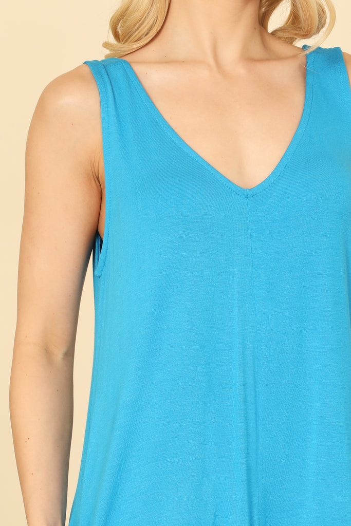 V-NECK SLEEVELESS SIDE POCKET SOLID ROMPER