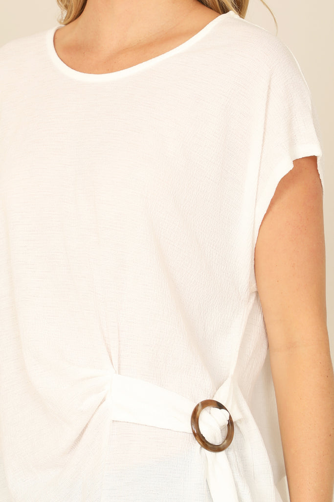 CAP SLEEVE BOAT NECK SIDE RING DETAIL SOLID TOP