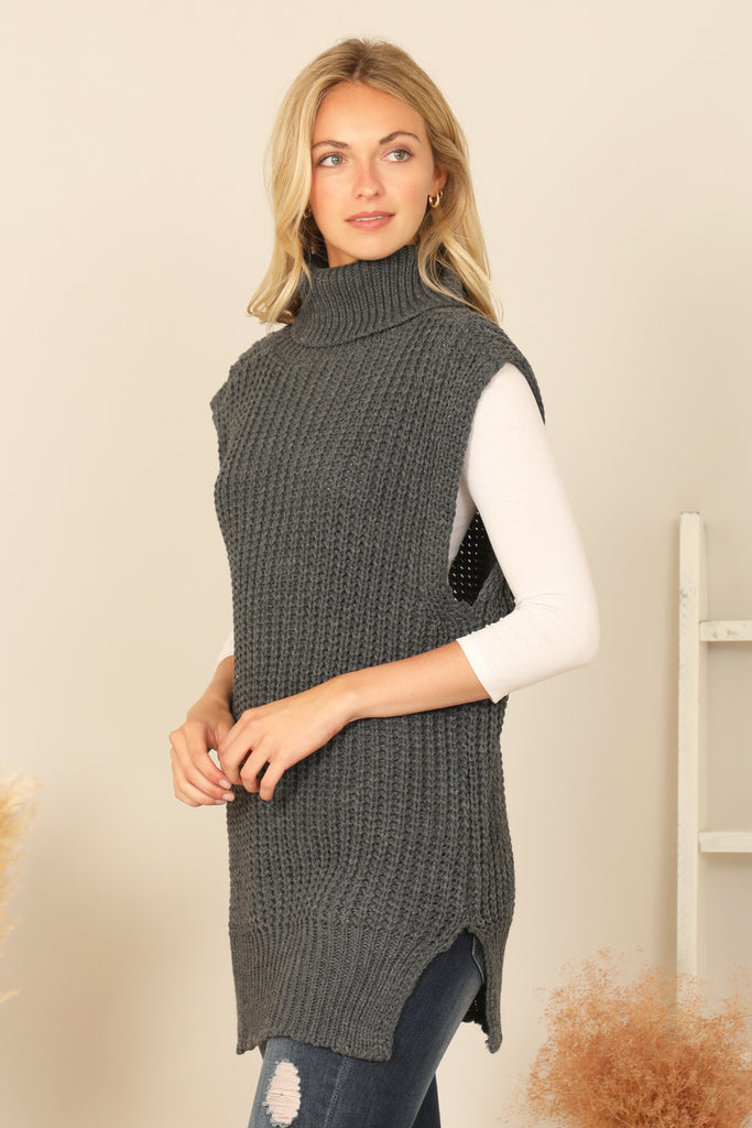 TURTLE NECK SLEEVELESS KNITTED VEST