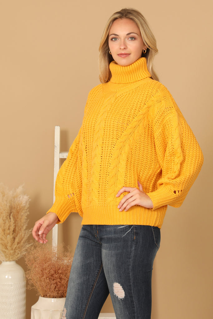 TURTLE NECK KNITTED SWEATER