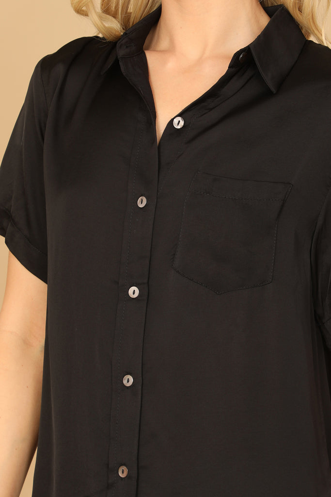 COLLARED HALF SLEEVE BUTTON DOWN SOLID TOP