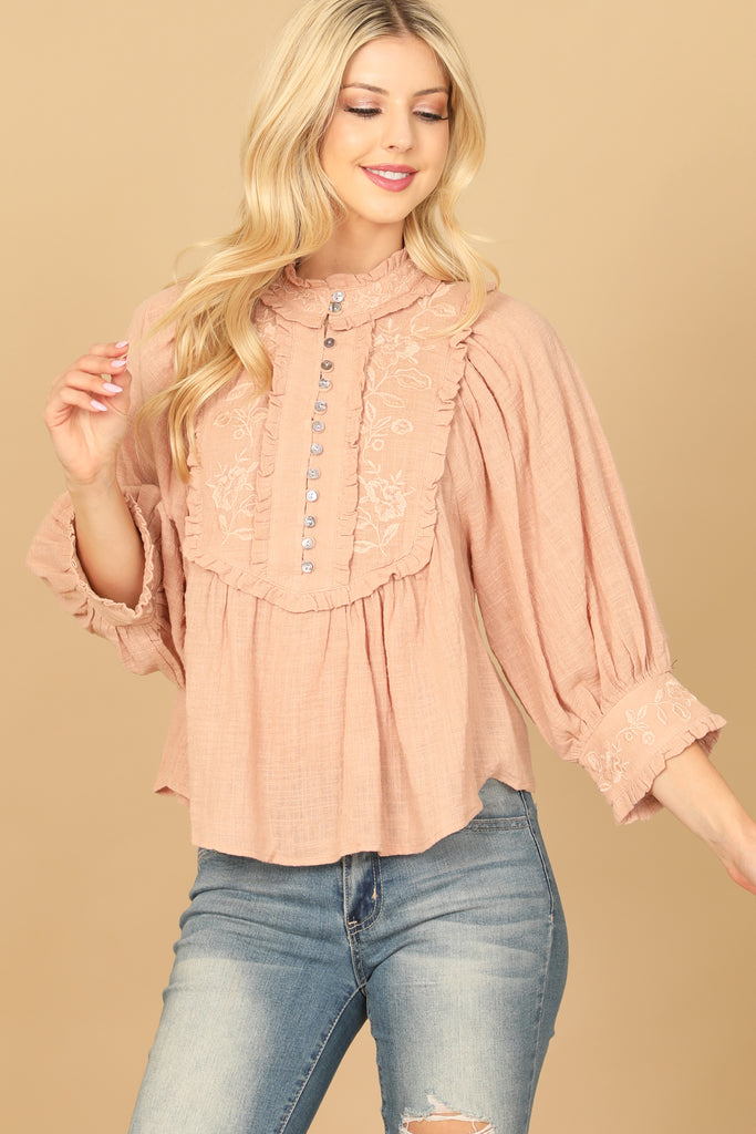 BIB NECK FLORAL PATCH PUFF SLEEVE SOLID TOP