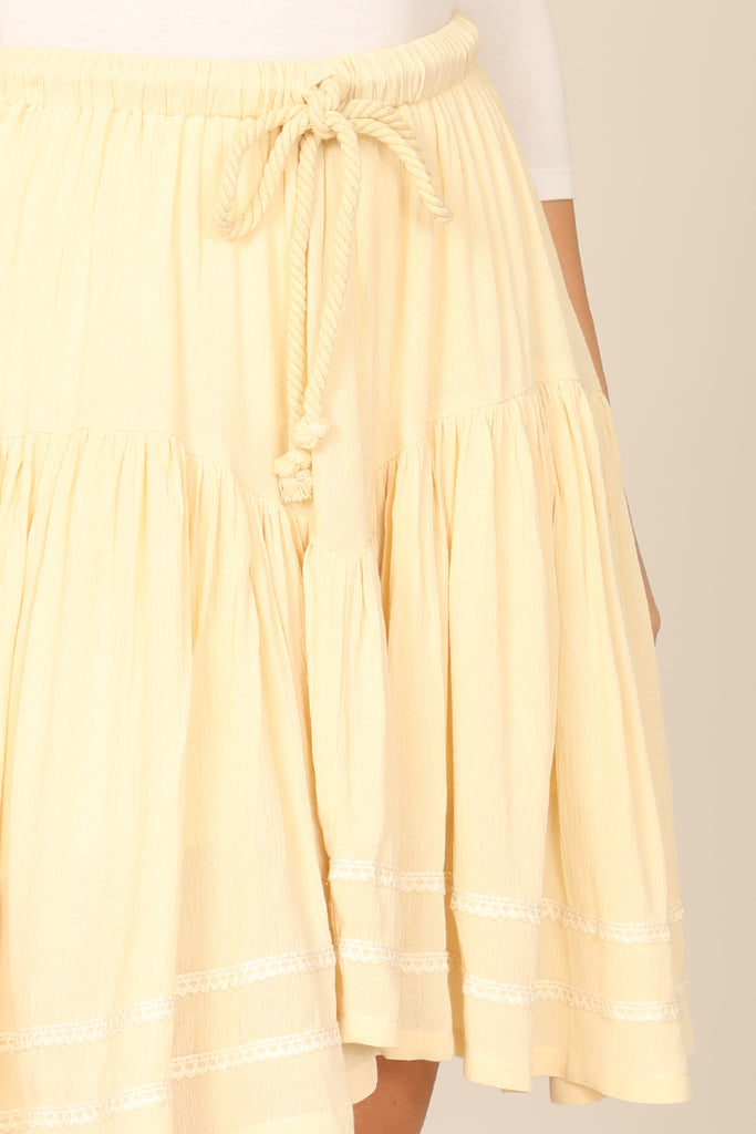 WAIST TIE TIERED SKIRT