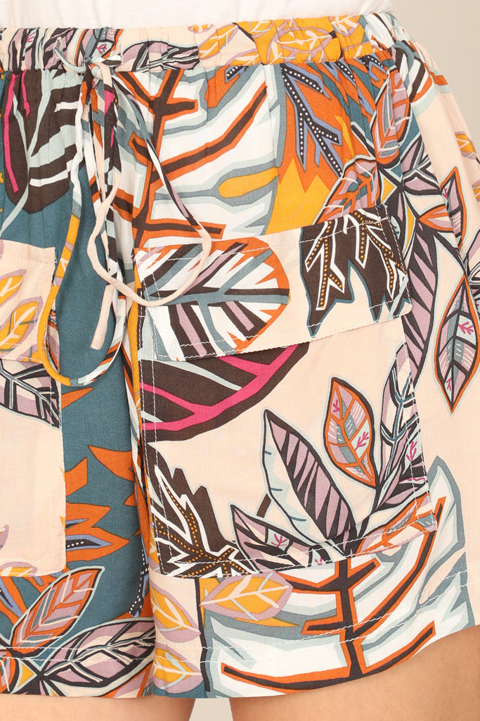 MULTI PRINTED WAIST TIE SHORT