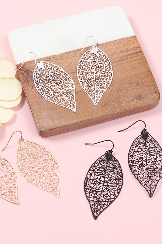 LEAF FILIGREE DANGLING EARRINGS