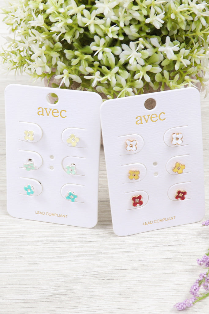 THREE-PAIR SET OF FLOWER STUD EARRINGS