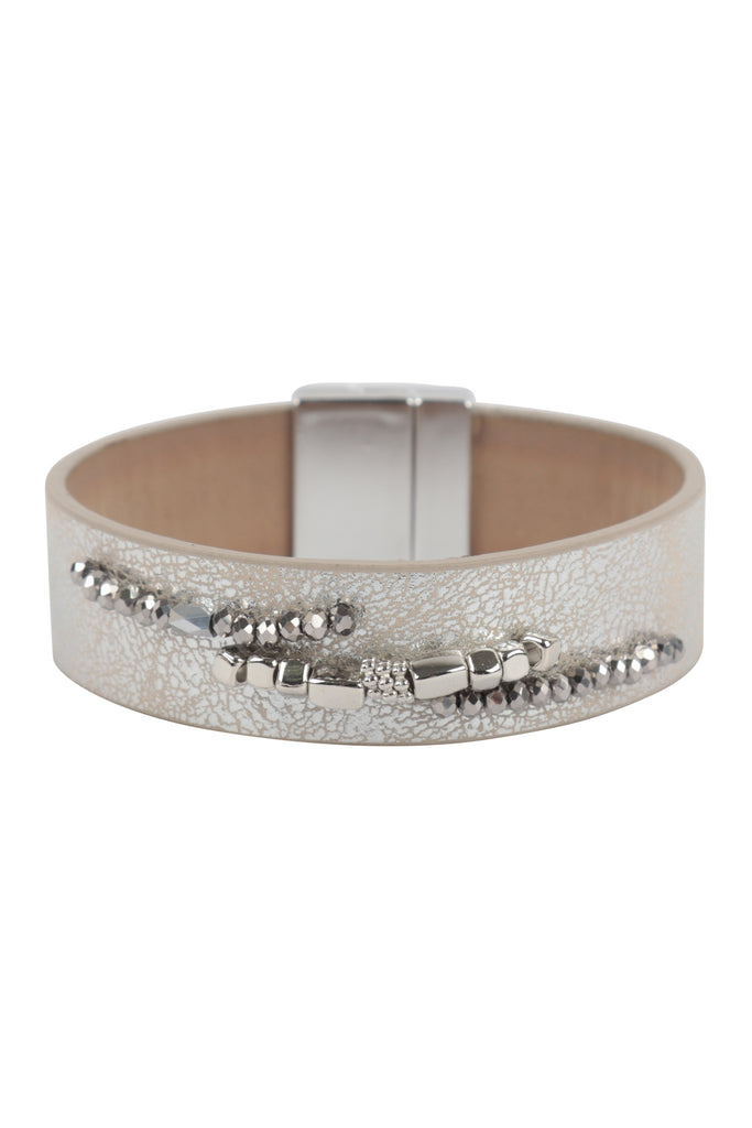 TEXTURED LEATHER WRAP WITH METAL BEADS MAGNETIC LOCK BRACELET