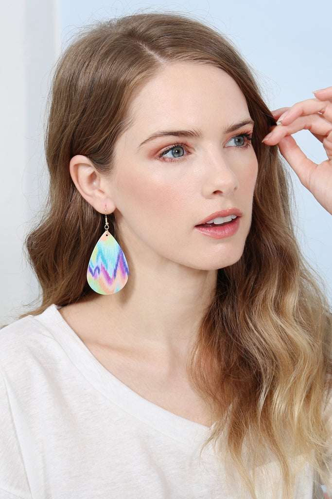 MULTICOLOR LEATHER PRINTED TEARDROP HOOK EARRINGS