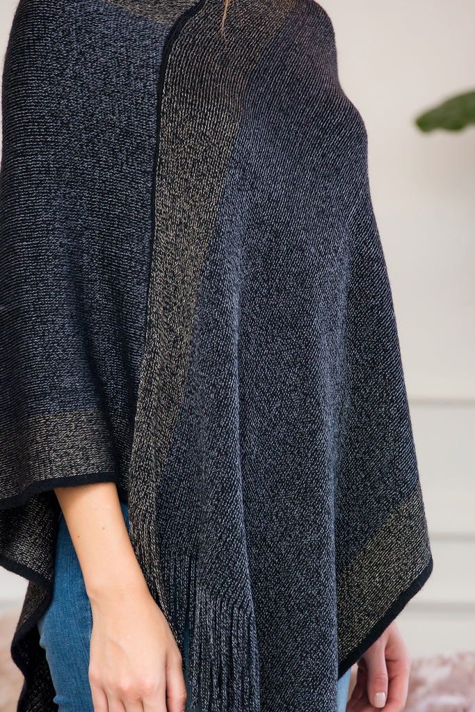 HDF3011 - ULTRA SOFT TWO TONE FRINGE PONCHO