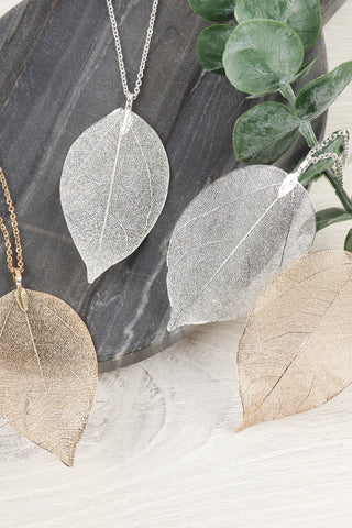 30 INCH LEAF SHAPED PU LEATHER FRINGE LONG NECKLACE