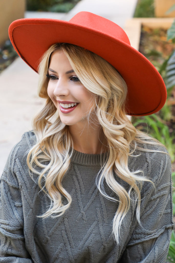 FELT FASHION BRIM HAT W/ LEATHER BRAIDED