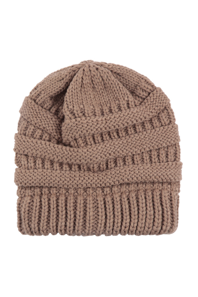 RIBBED KNIT PATTERN BEANIE