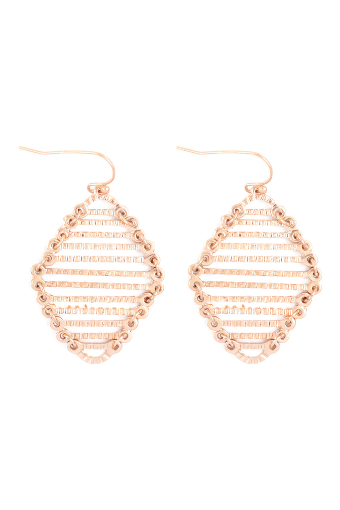 MISS SHAPE LINK TEXTURE DROP FISH HOOK EARRINGS