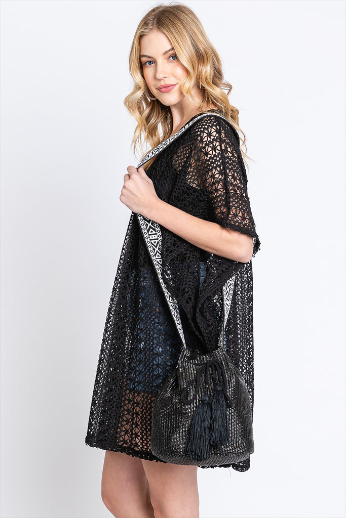 SOLID BUCKET BAG WITH AZTEC STRAP