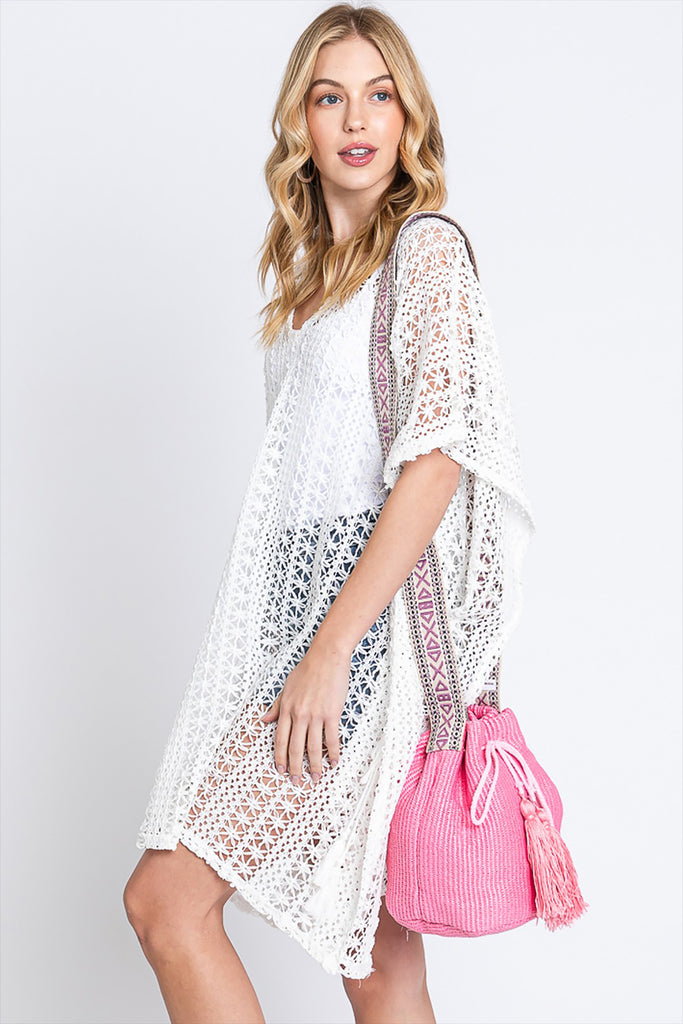 SOLID BUCKET BAG WITH AZTEC STRAP