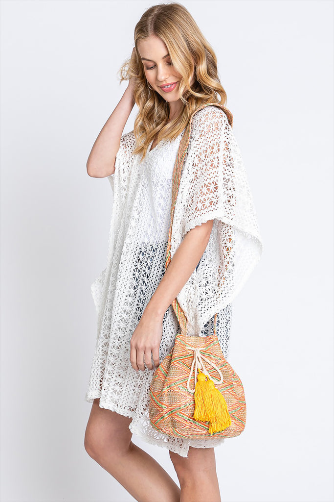 SOLID BUCKET BAG WITH AZTEC STRAP