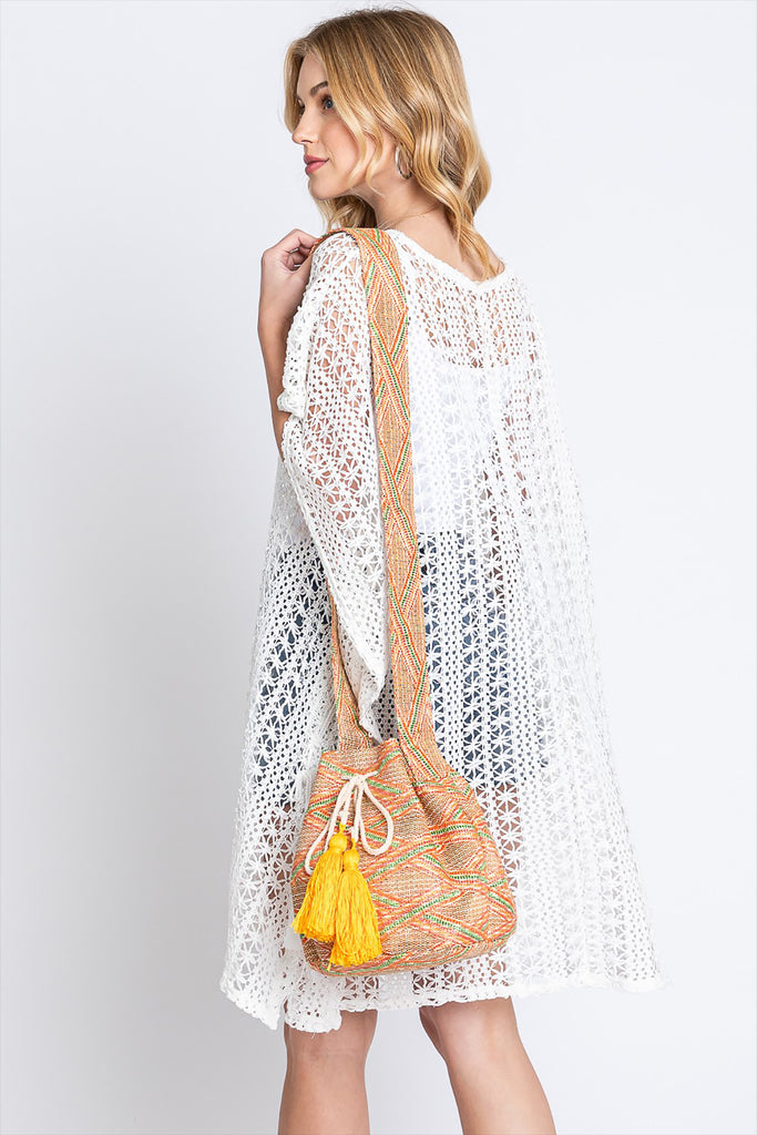 SOLID BUCKET BAG WITH AZTEC STRAP