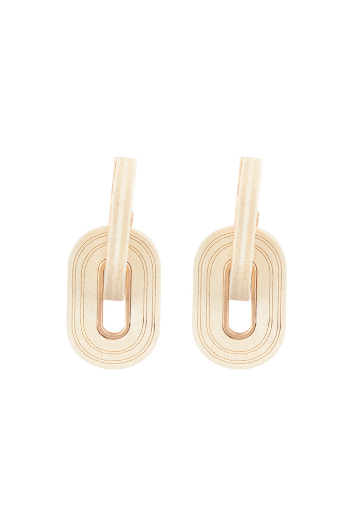 OVAL THICK WOOD LINK HOOP EARRINGS