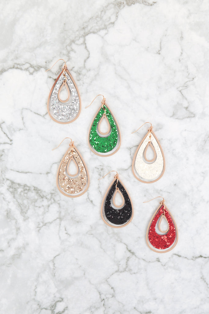 OPEN LINK TEARDROP GLITTER EARRINGS