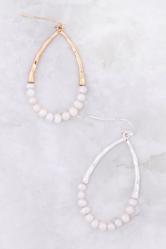 TEARDROP CAST W/ PEARL BEAD FISH HOOK EARRINGS
