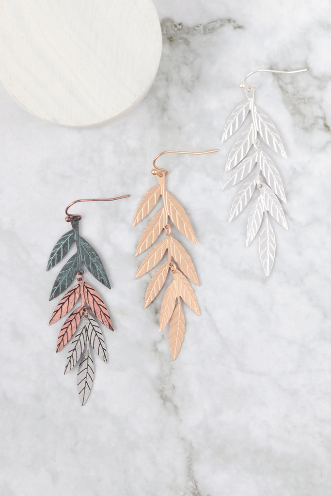 TEXTURED NARROW LEAF DROP FISH HOOK EARRINGS