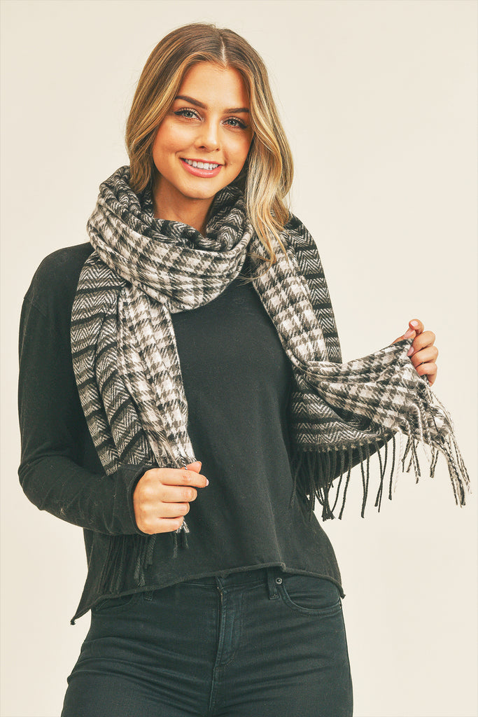 HOUNDSTOOTH CHEVRON TWO PATTERNS SCARF