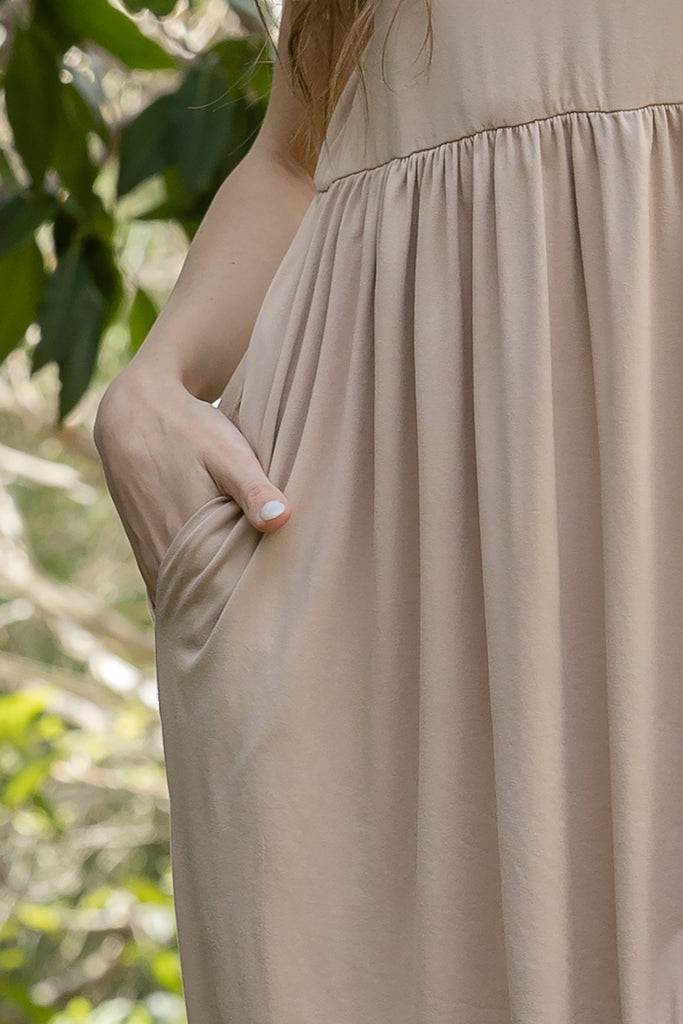 SHORT SLEEVE CINCH WAIST SOLID MAXI DRESS