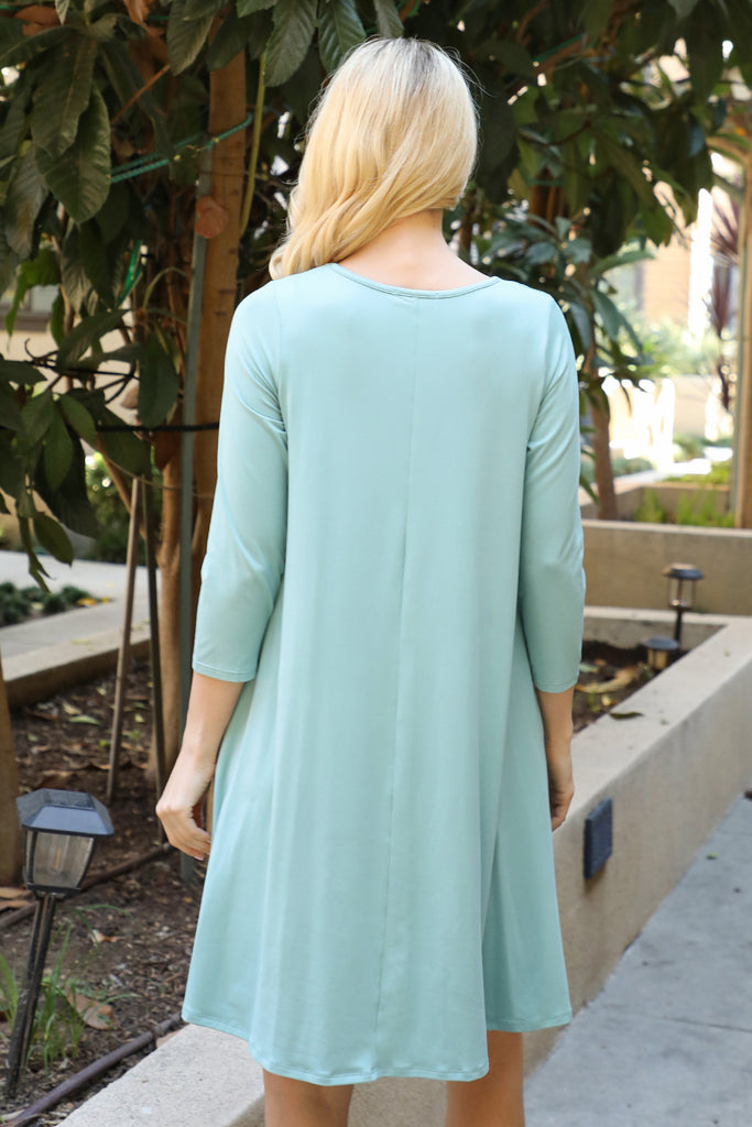 Solid Quarter Sleeve Round Neck Dress