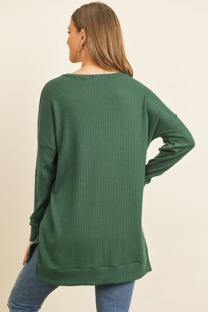 PLUS SIZE BRUSHED WAFFLE ROUND NECK SIDE SLIT SWEATER