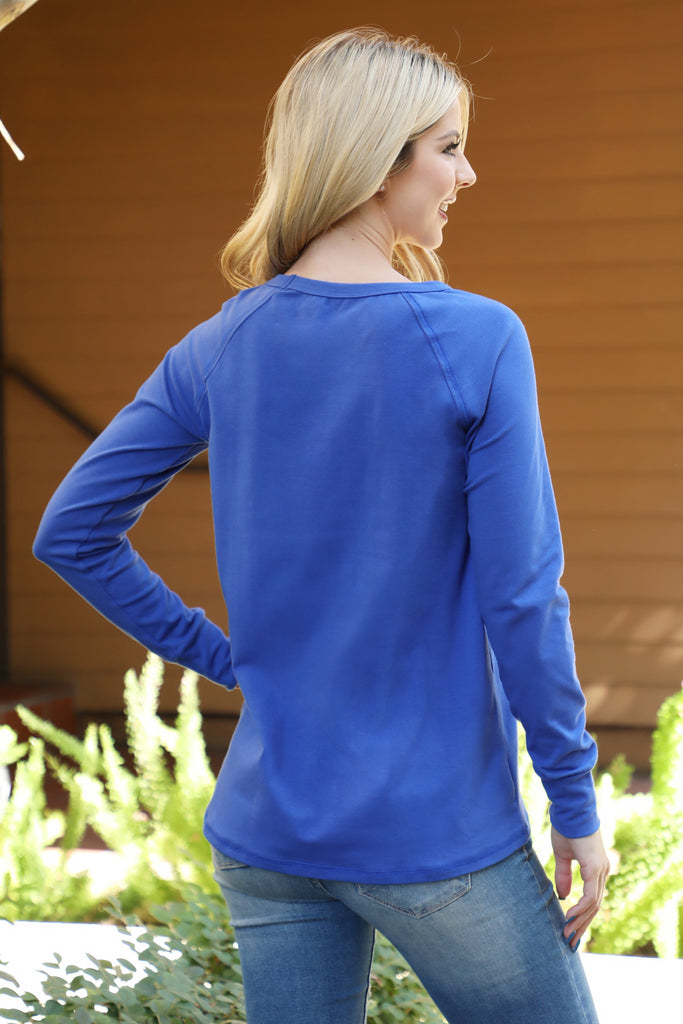 Solid Long Sleeve Round Neck Top