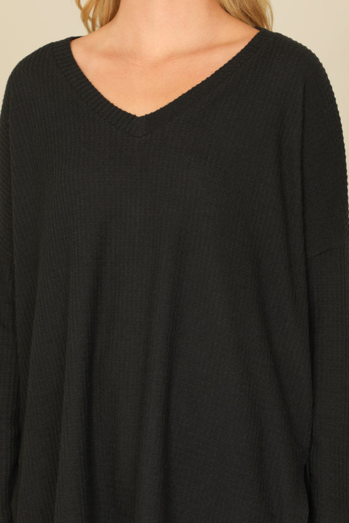 BRUSHED WAFFLE V-NECK LONG SLEEVE SIDE SLIT TOP