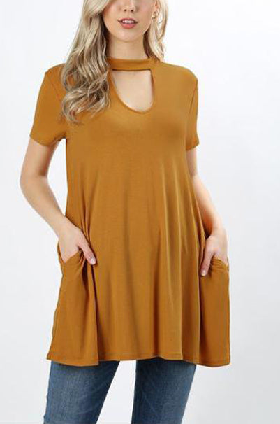 Short Sleeve Pocket Chocker Neck Top