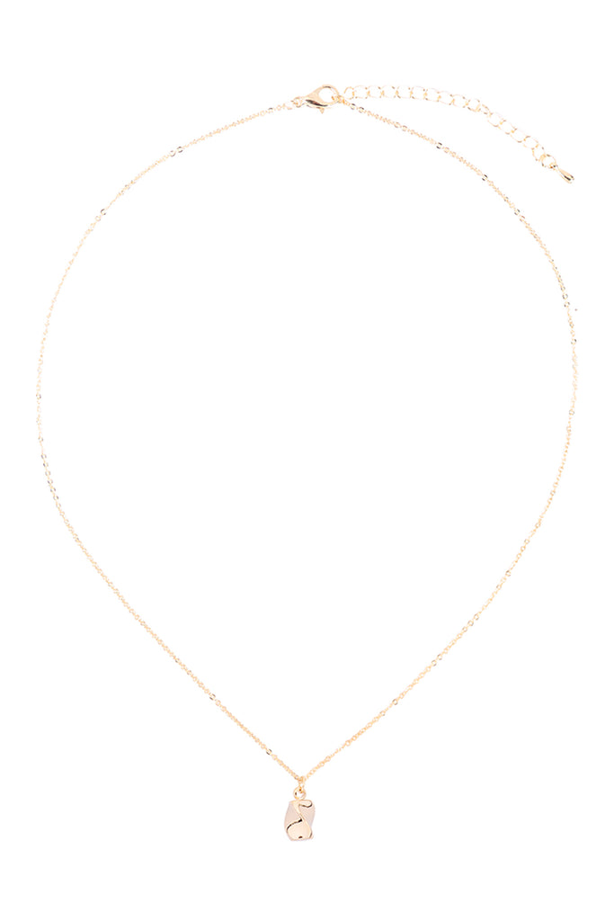 MISSHAPE PENDANT NECKLACE