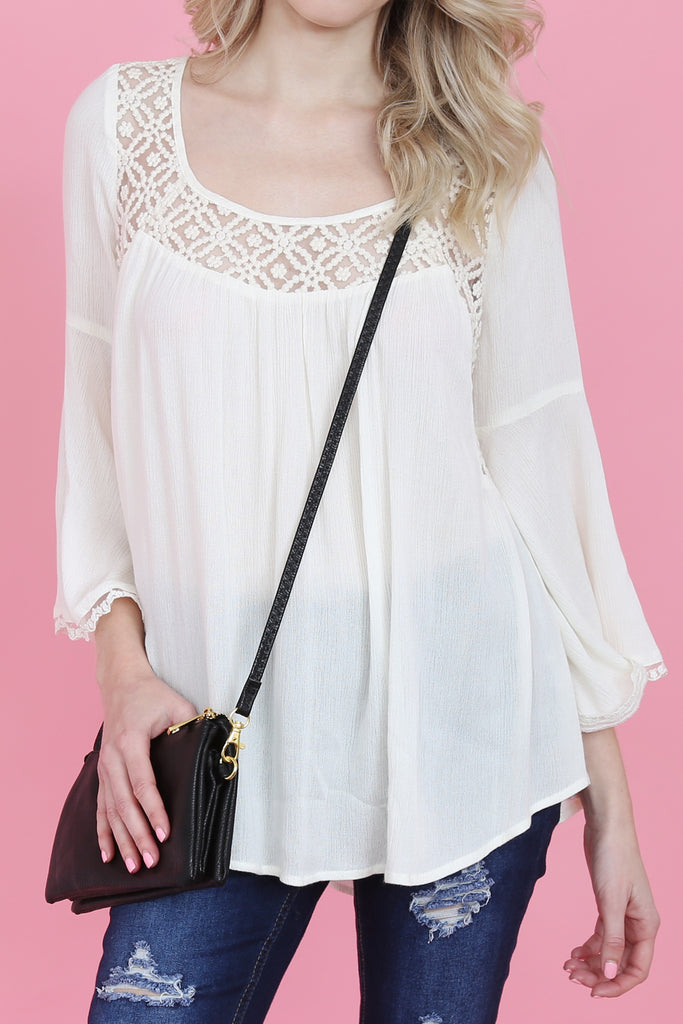 FAUX CROSSBODY WRISTLET BAG