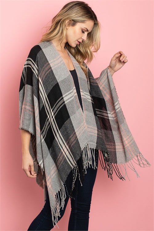 P4038 - BLACK GRAY CHECKERED FRINGE PONCHO