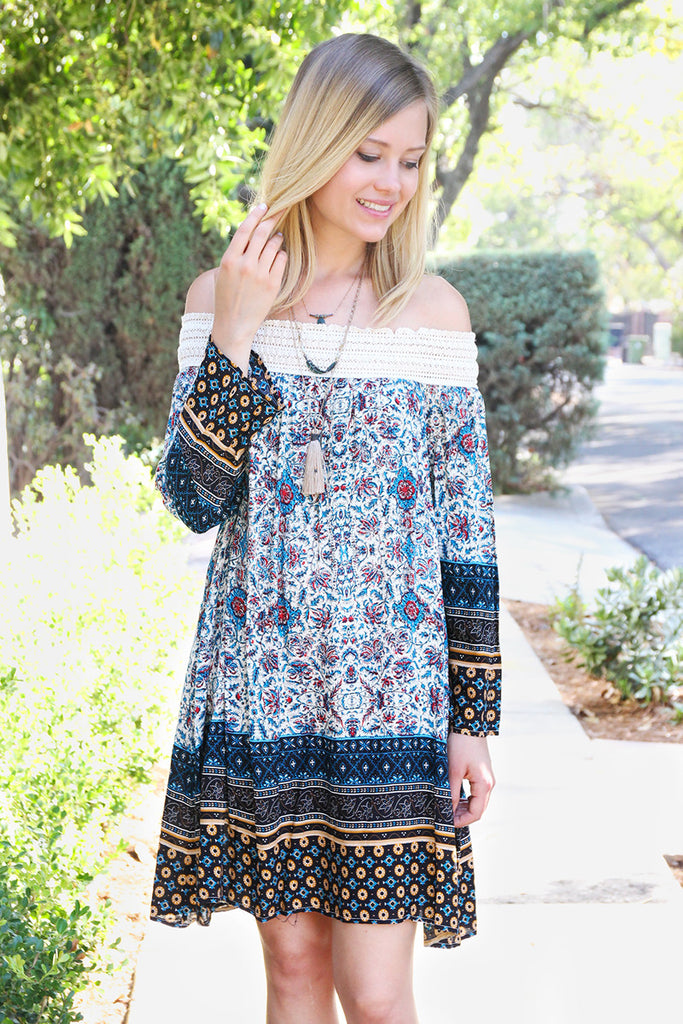 OFF-THE-SHOULDER PRINT DRESS