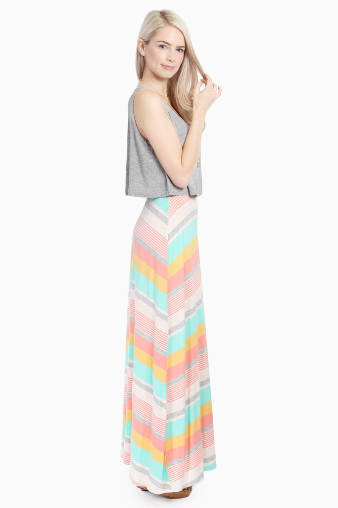 Open Back Contrasting Sleeveless Maxi Dress