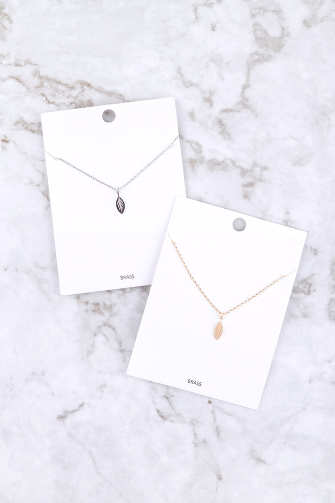 DNB354 - ORGANIC LEAF CAST PENDANT BRASS NECKLACE