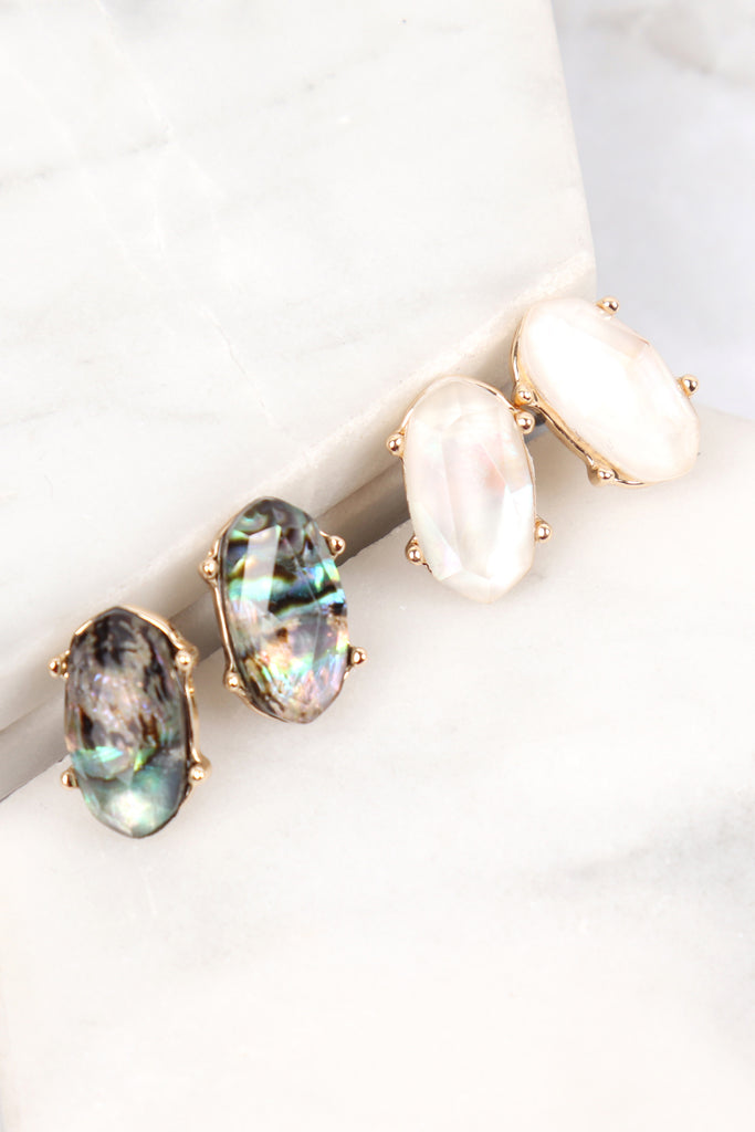 EA210 - PEARLIZED EPOXY POST EARRINGS