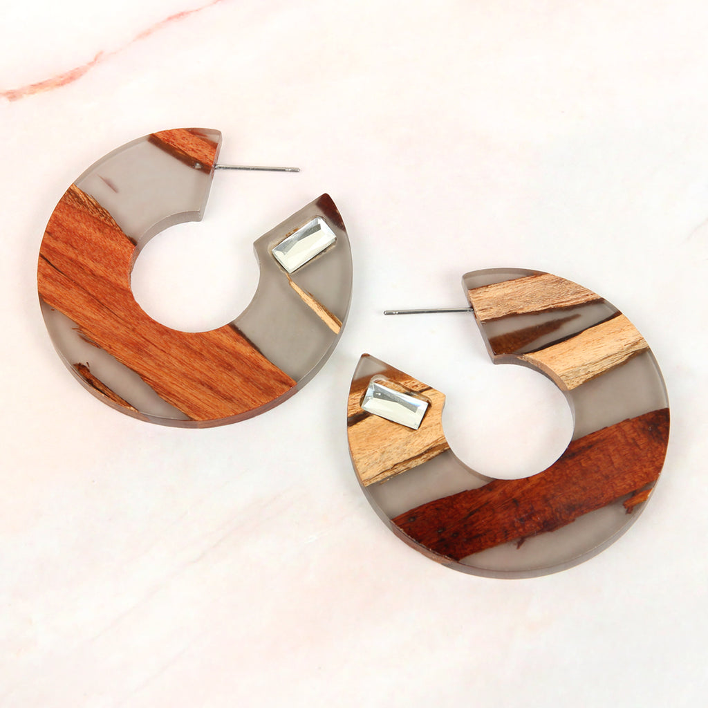 RESIN WITH WOOD POST HOOP EARRING - Riah Fashion