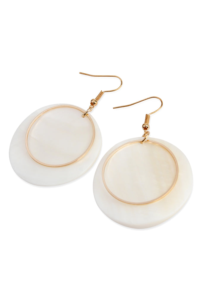SEA SHELL HOOP STATEMENT EARRINGS