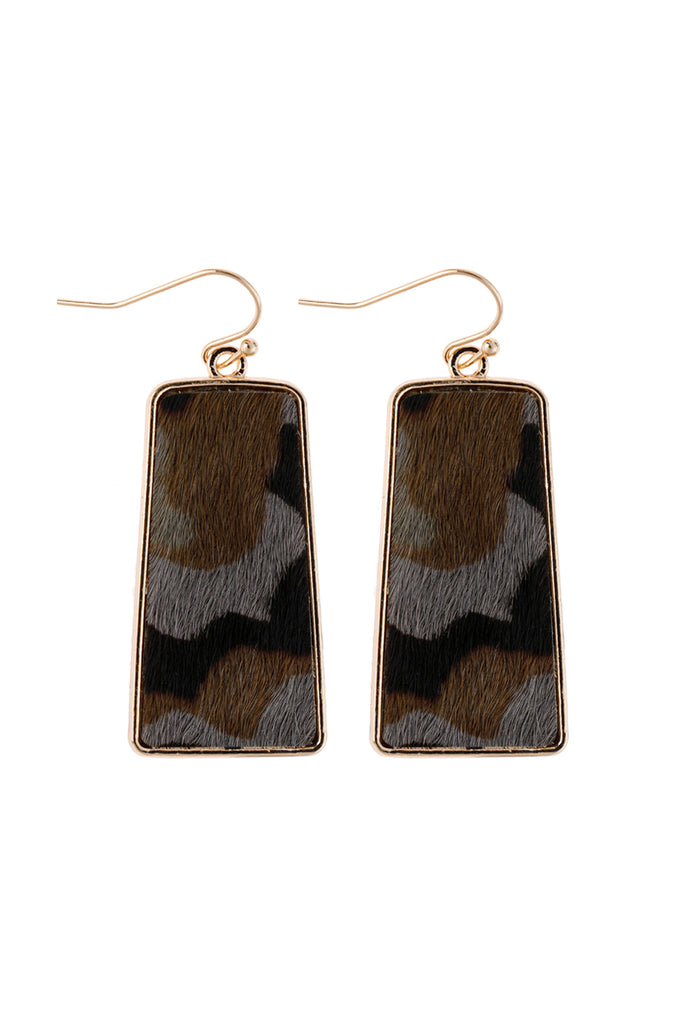 CAMOUFLAGE GRAY LEATHER PRINTED BAR DANGLING FISH HOOK EARRINGS