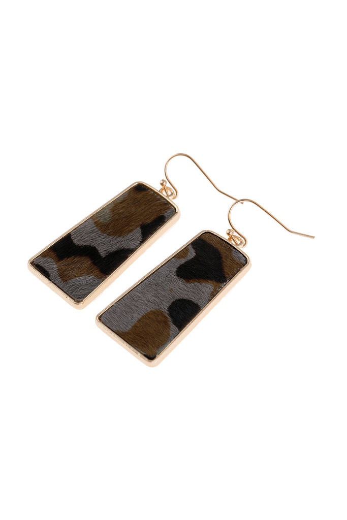 CAMOUFLAGE GRAY LEATHER PRINTED BAR DANGLING FISH HOOK EARRINGS
