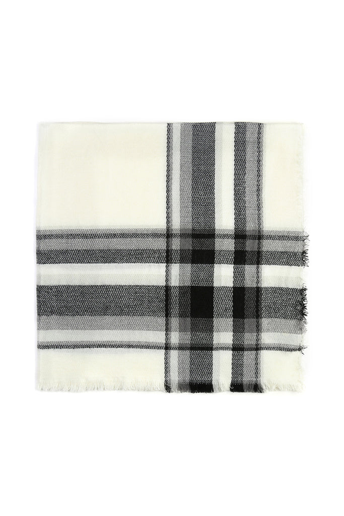 HDF2180 - WHITE TARTAN FRINGED SCARF